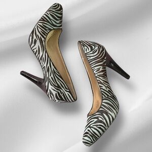 NWOB Adrienne Vittadini “Monique” Cowhair Heel SZ 6 (4” Heel)